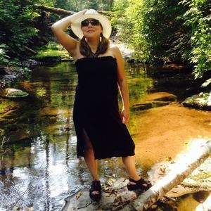 Meet your Posher, Becky